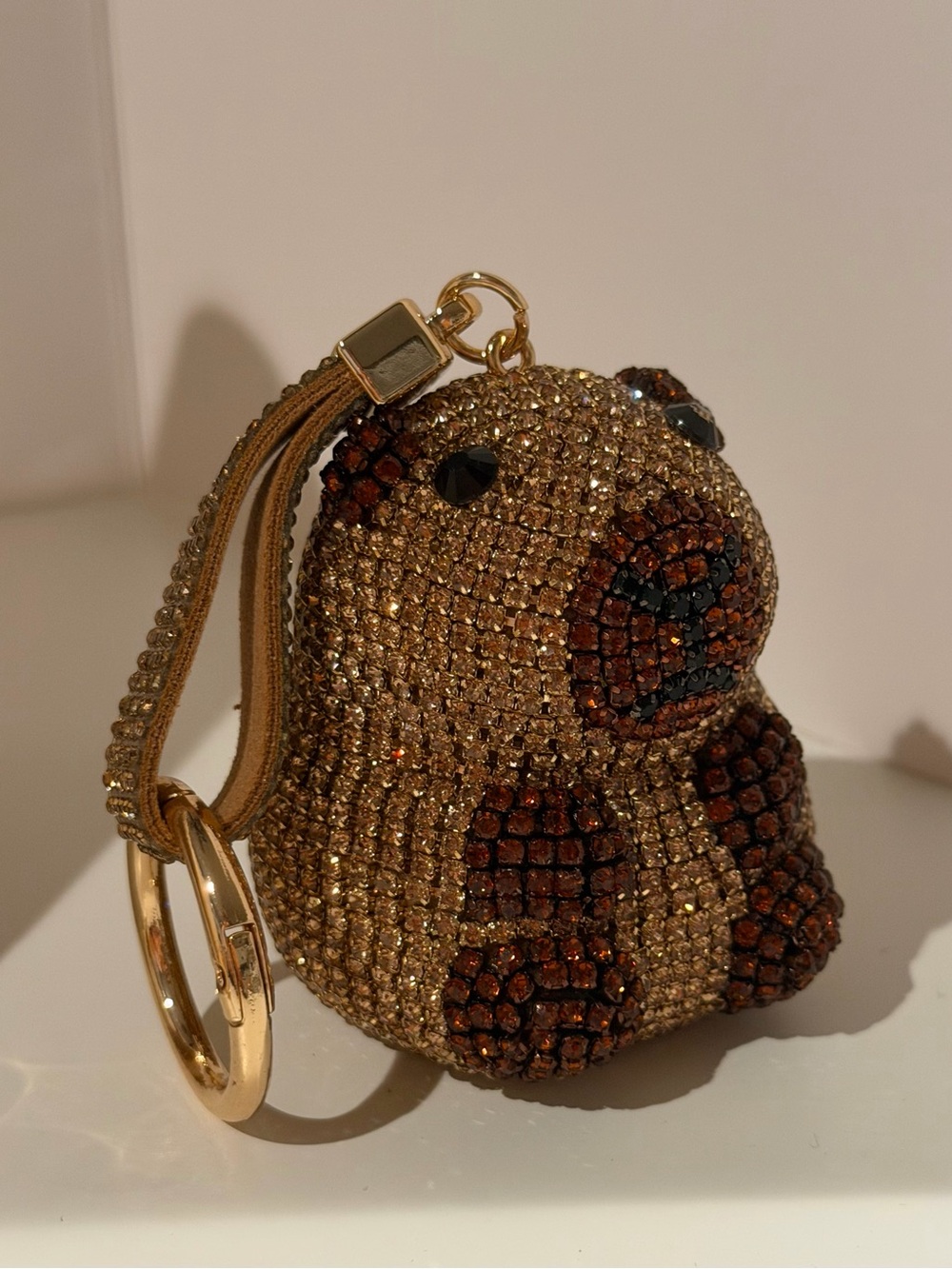 Rhinestone Capybara Keychain bag clip Gold/Brown